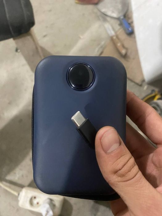 Samsung Galaxy S10 + Green Lion powerbank