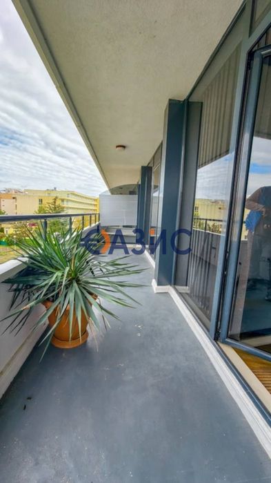 Продава се Двустаен апартамент в к.к. Слънчев бряг - 63 кв.м за 866 €/кв.м - Снимка #11