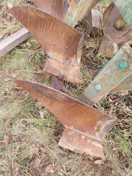 Плуг за трактор 4х25