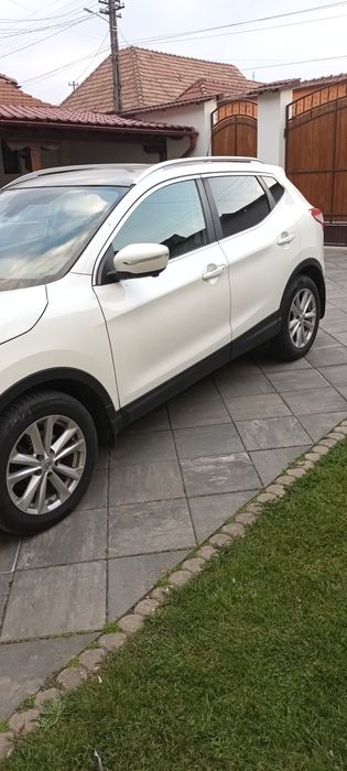 Nissan qashqai j11