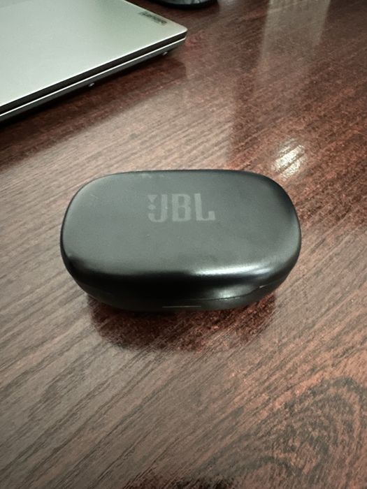 JBL слушалки безжични