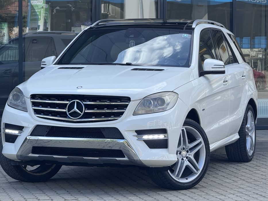 Mercedes ML 350d Amg *Panorama *Suspensie airmatic *Alb Perlat *