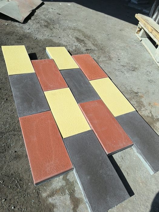 Бордюры, брусчатки, лотки