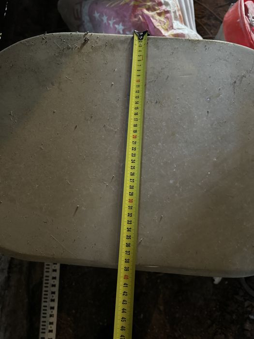 Стол журнальный дерево