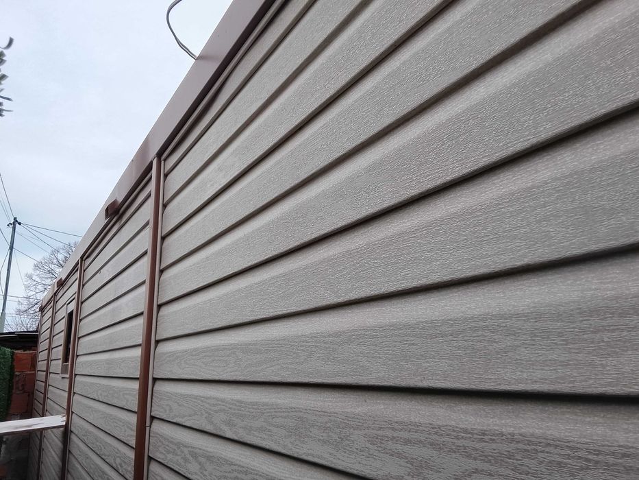 Жилищен контейнер със облицовка (сайдинг)