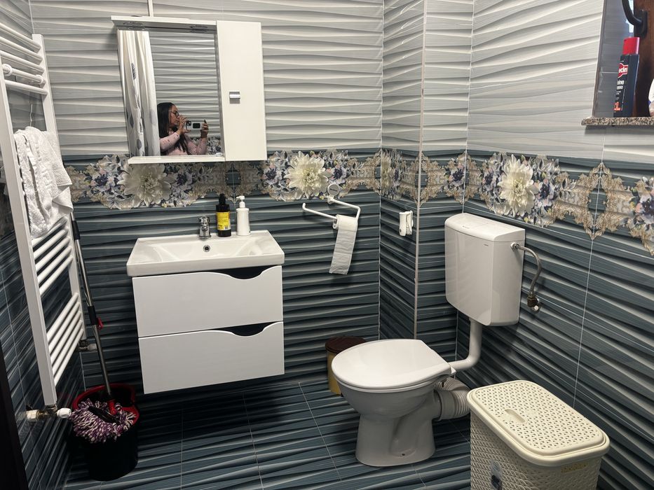 Apartament 2 camere, 65 mp, 2 balcoane, mobilat complet – Mamaia Nord, Str. T3