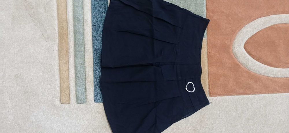 Блузи и пуловери за момиченца 11-12г.