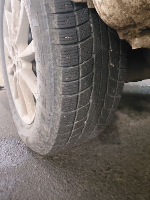 Продам покрышку размер 17