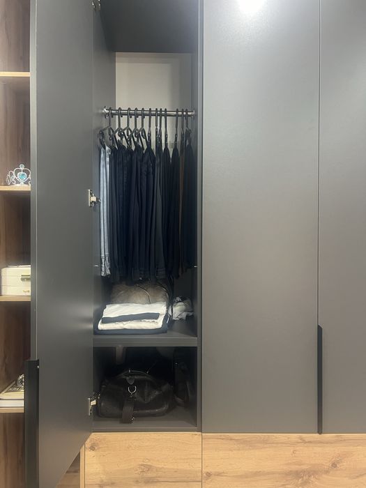 Шкаф с тумбочками