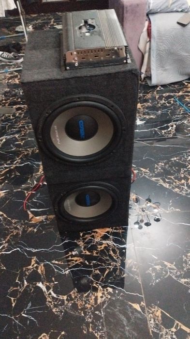 Продам саббуфер срочно