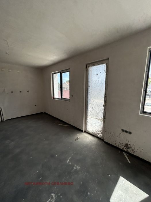 Продажба 3-стаен гр. Севлиево - гр. Севлиево 95m²