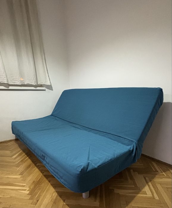 Canapea extensibilă IKEA albastră, pat 150 × 205 cm -350 lei