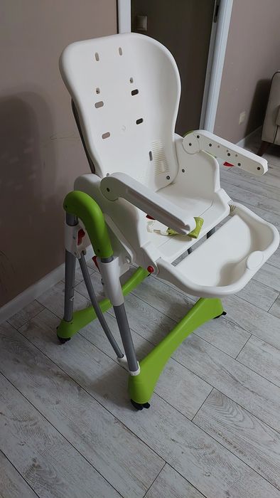 Детский стульчик-шезлонг Chitty