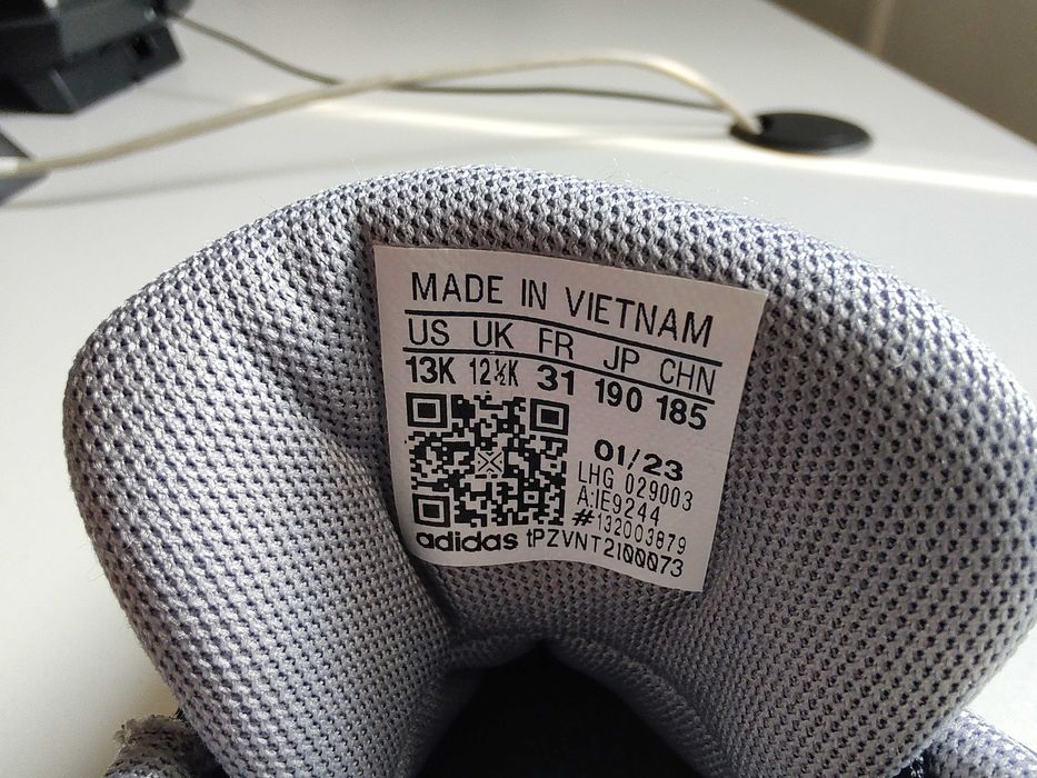 Оригинални детски маратонки Адидас - 31 номер