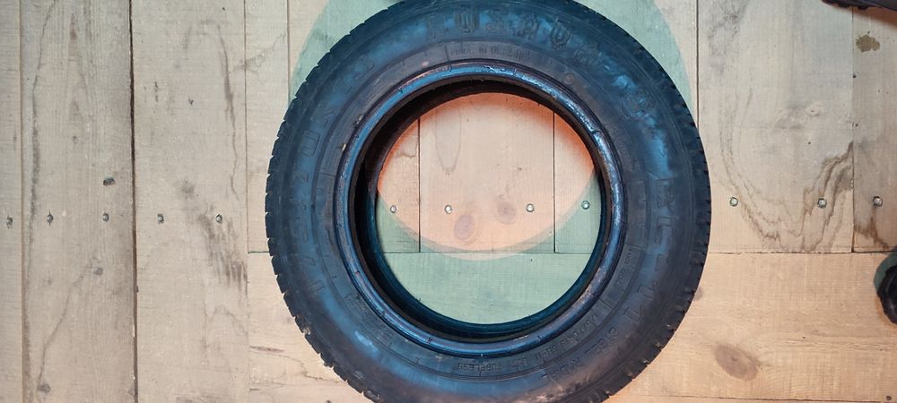 Продам шины 2 шины, безкамерка