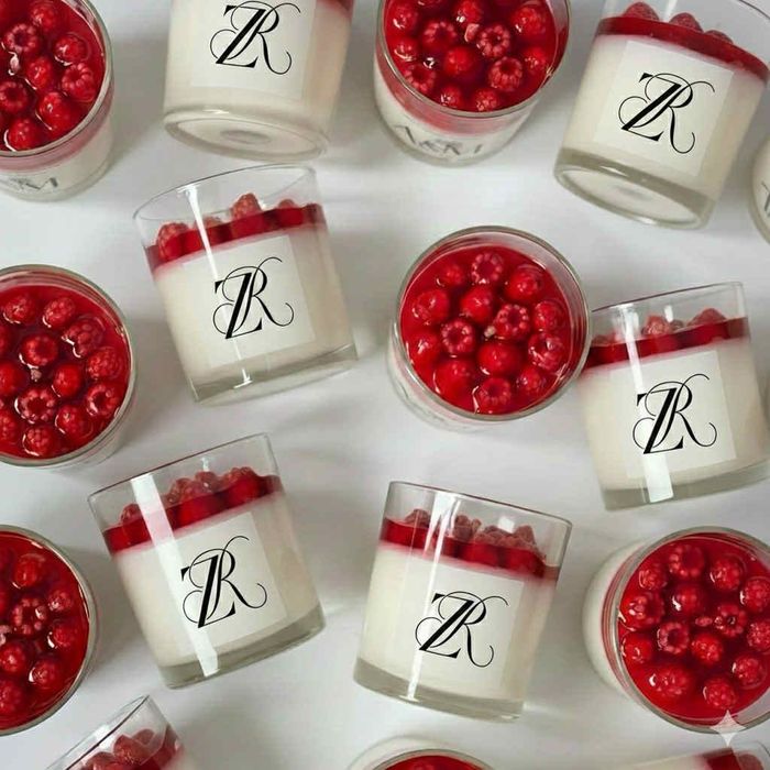 Букети , форми и чаши от свещи. Подарък за всеки повод