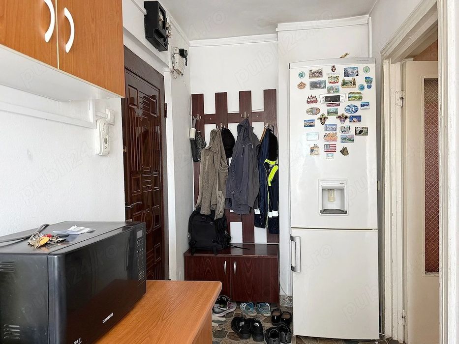 Apartament 2 camere Rogerius de vanzare