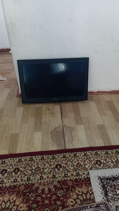 Телевизор сатылады.