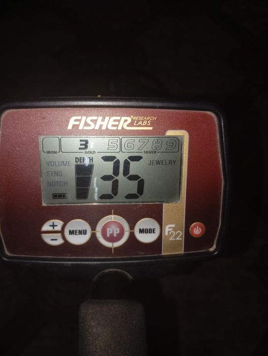 Металотърсач / Металдетектор Fisher F22 с Карма Сонда 33см