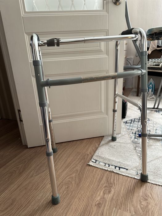 Ходунок для взрослых