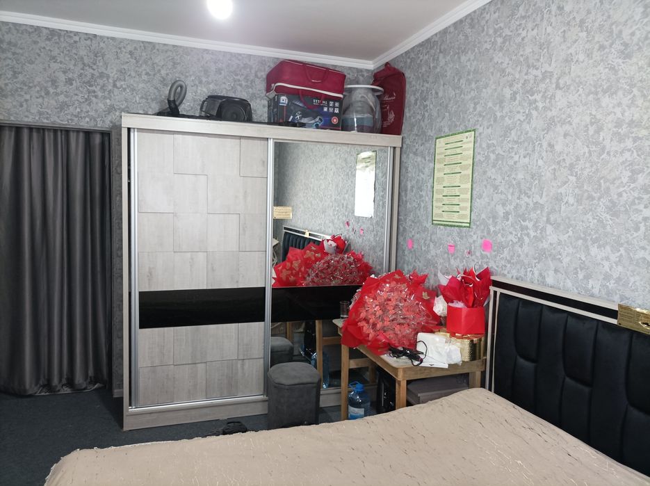 10 mikro rayon 3 xonali malochka 4 etaj