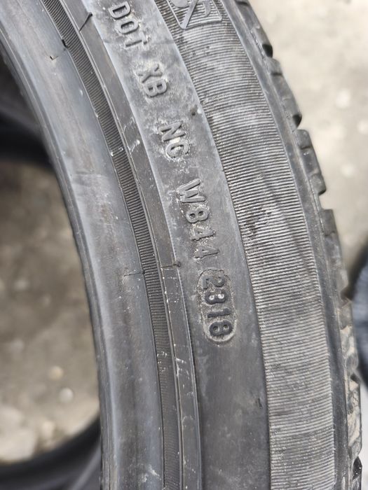Гуми 255 40 21, 295 35 21 Спорт пакет