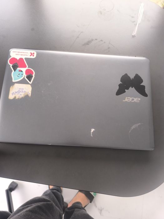 Laptop Acer Aspire E1, 8gb RAM, 256 ssd Kingston, placa video dedicata nvidia