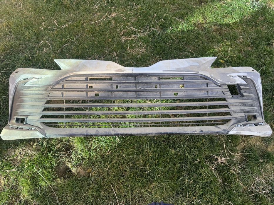 Camry 75 бампер передний