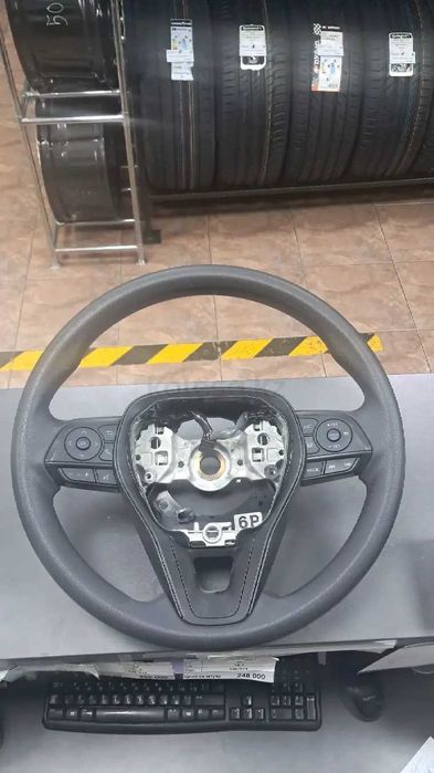 Продам новый руль RAV4