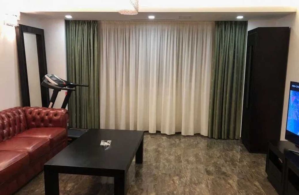 Продава се Двустаен апартамент в Бургас, Лазур - 56 кв.м за 1249 €/кв.м - Снимка #4