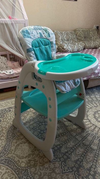 Стол для кормления