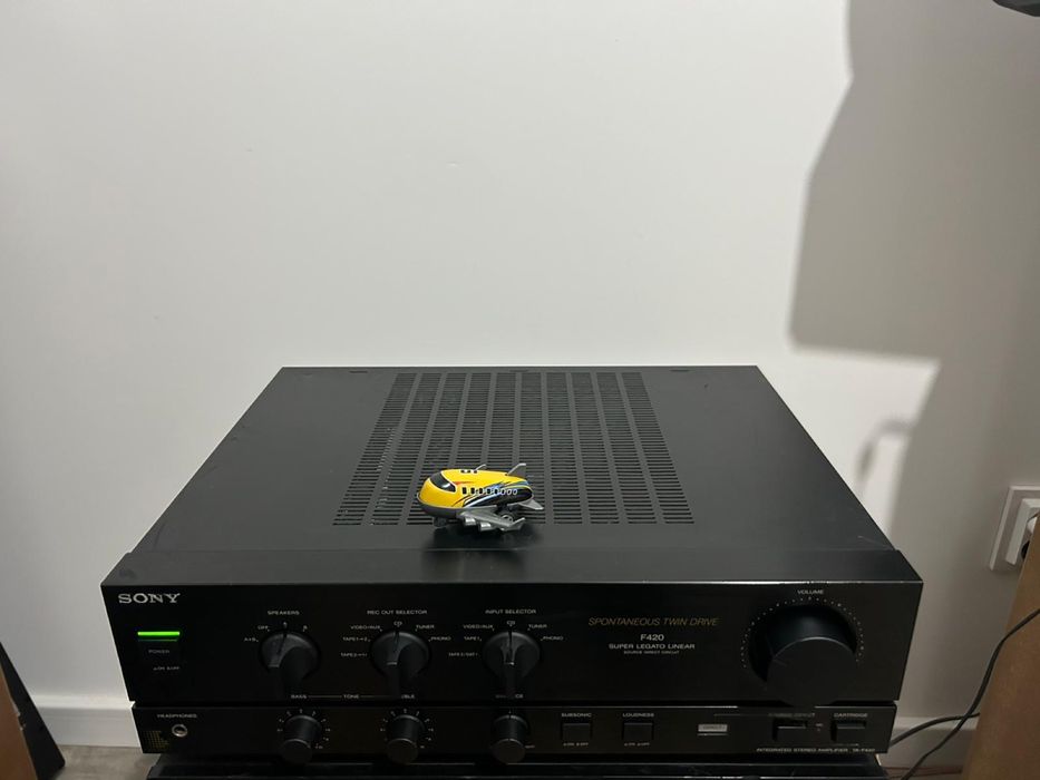 Sony TA-F420 Amplificator  Stereo 2x70W Made in Japan