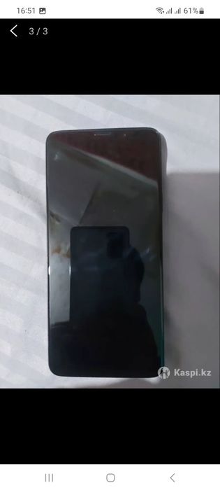 В продаже самсунг s 9  плюс