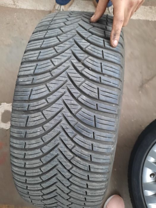 De vânzare anvelope