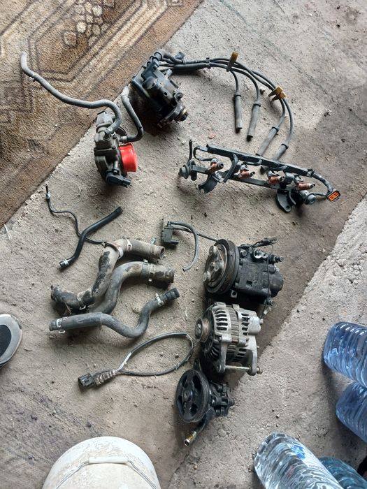 Запчасти мазда фамилия