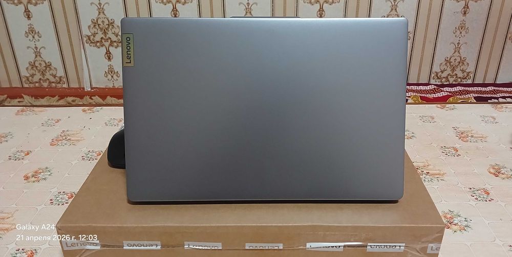 Lenovo intel CORE i3
