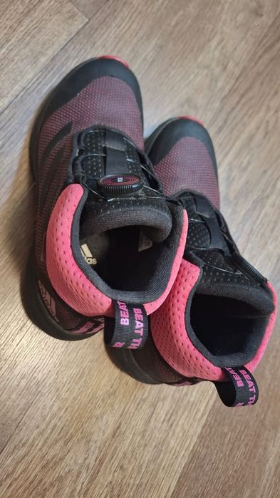 Зимние кроссовки Adidas 36р