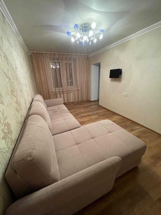 Продажа 4-комнатной в Центре!