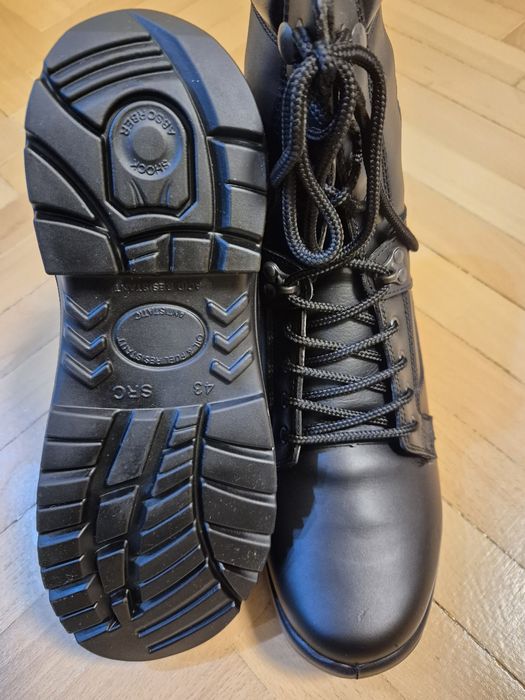 Полицейски кубинки