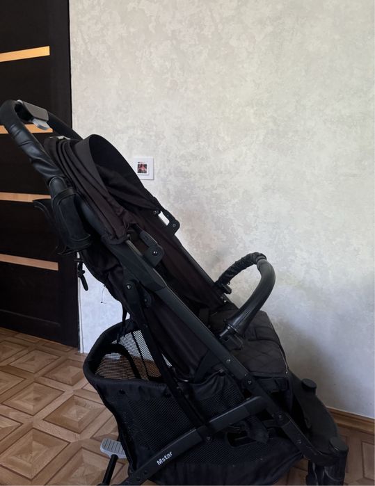 Коляска прогулочная