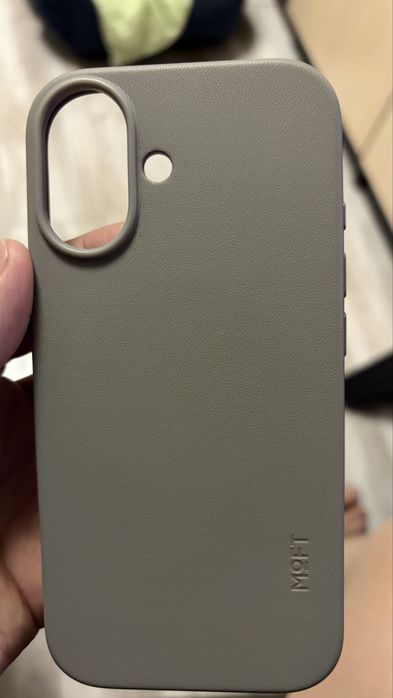 Чехол MOFT на iPhone 17 (серый) новый
