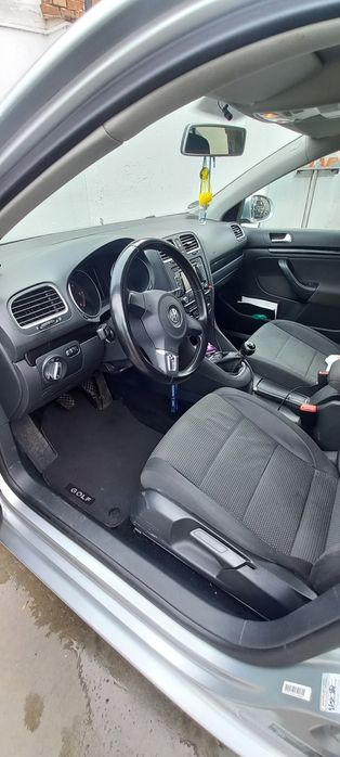 Vând golf 6 an 2011