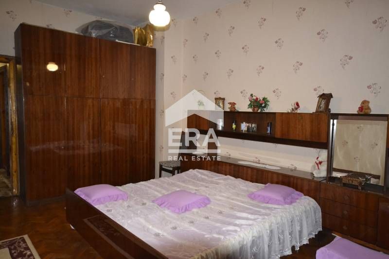 Продава се Четиристаен апартамент в Димитровград - 120 кв.м за 544 €/кв.м - Снимка #8