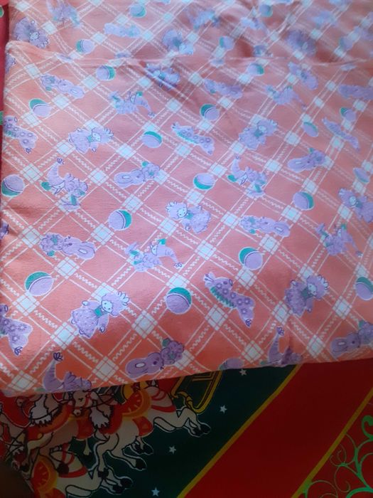 Бархет за детски чаршафи.