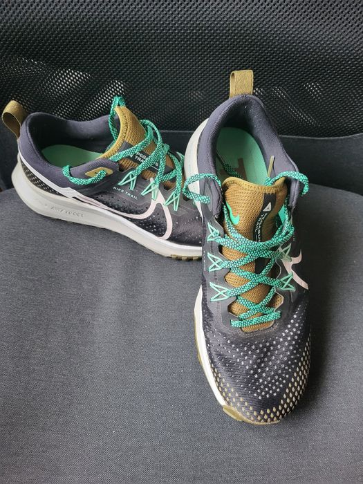Adidasi Nike React Pegasus Trail 4, masura 43 / 27 cm.