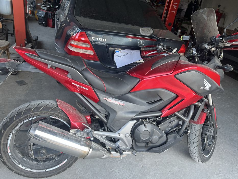 Мотоциклет Нонда NC750