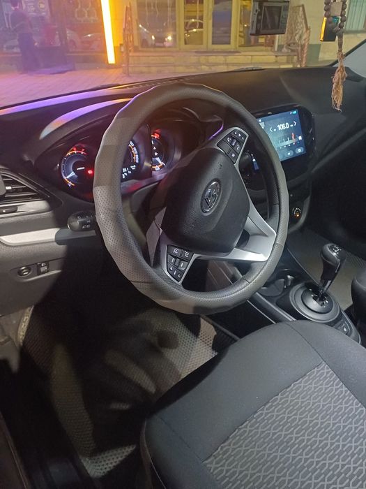 Лада Веста седан