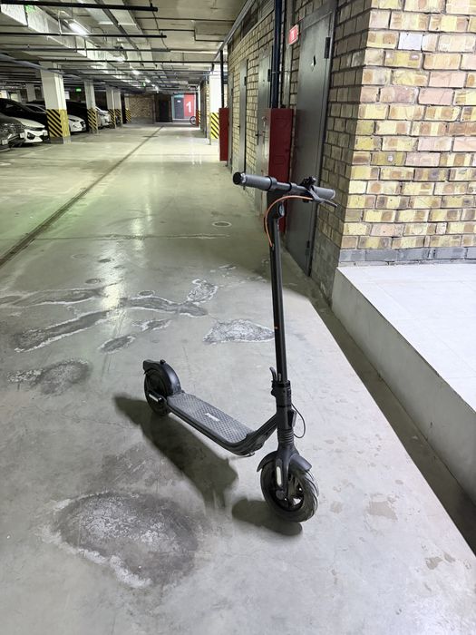 Ninebot f2 pro.