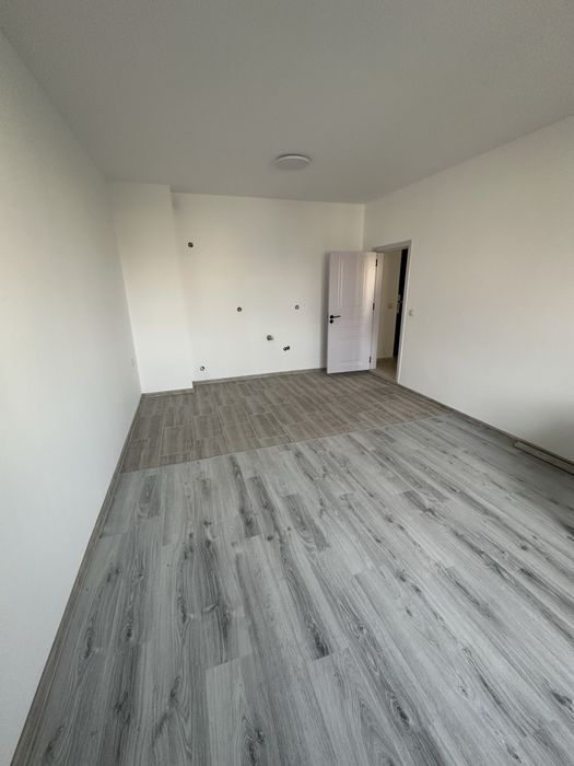 Продава се Двустаен апартамент в Петрич - 45 кв.м за 1045 €/кв.м - Снимка #1