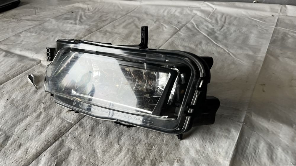 Ляв халоген VW Caddy 2015-2020